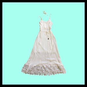 Motherhood Maternity Off White Boho Dress
